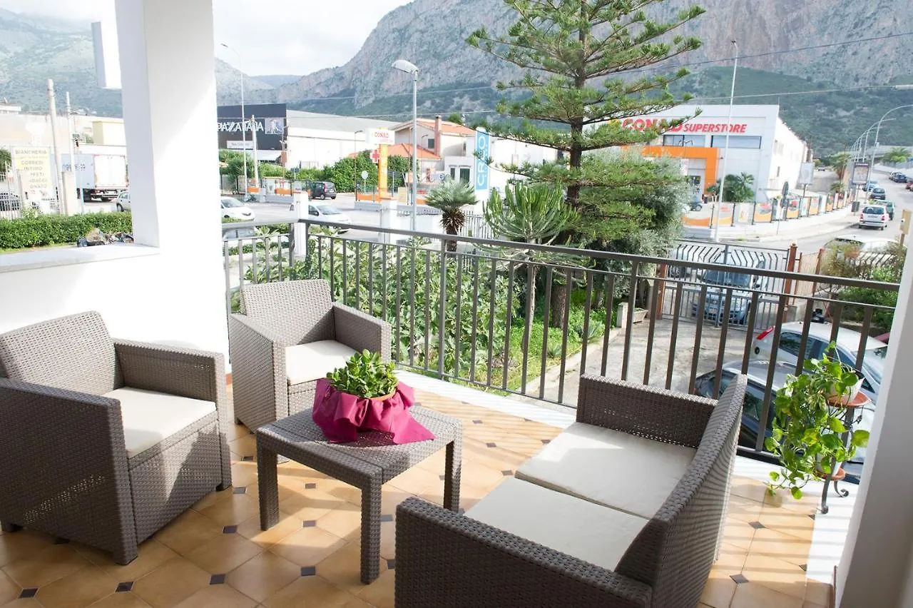 Appartamento Casa vacanze Ines Carini